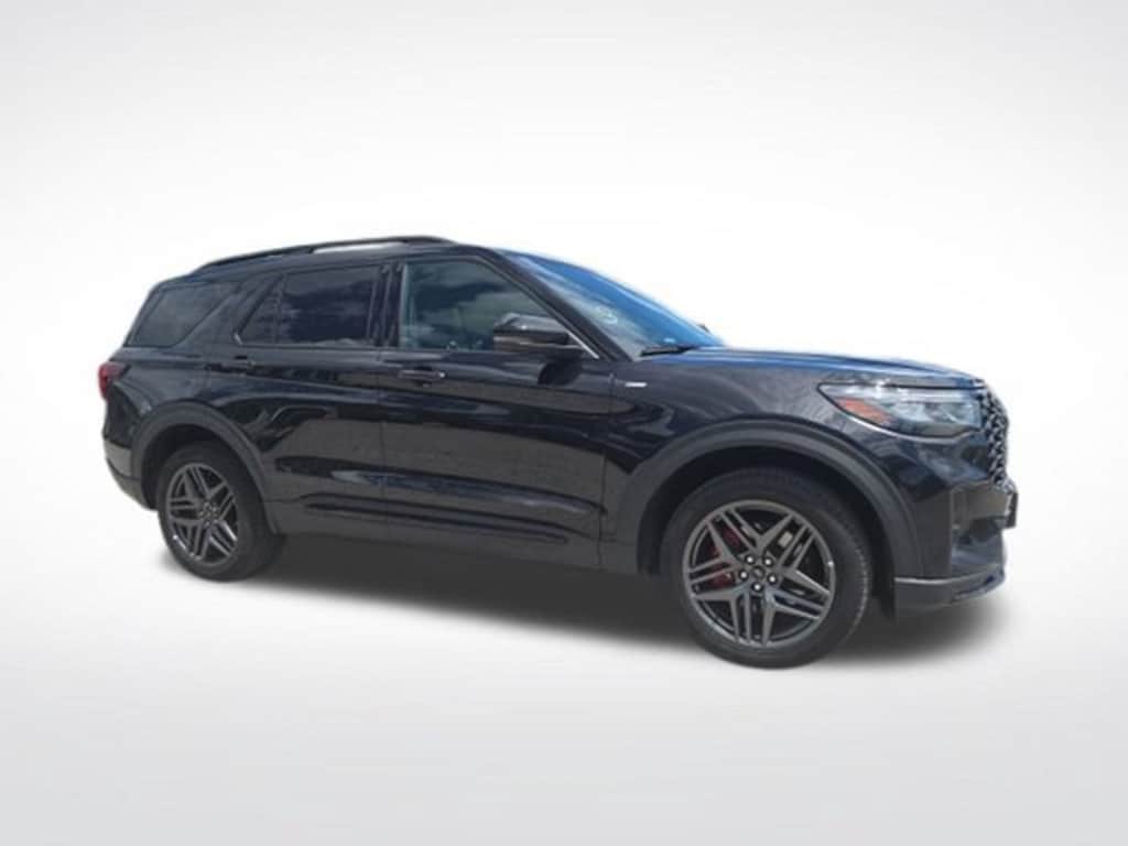 Certified 2025 Ford Explorer ST-Line SUV