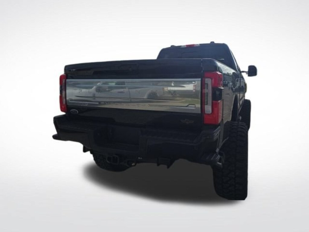 Used 2026 Ford F-250SD Platinum Truck Crew Cab
