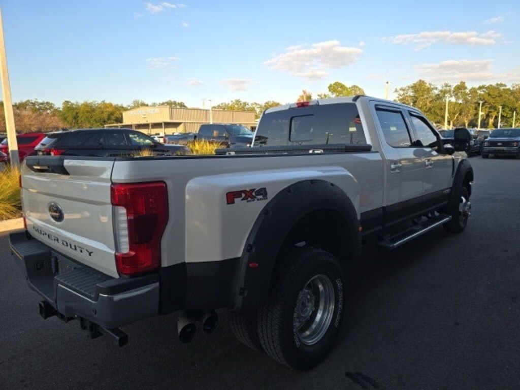 Certified 2019 Ford F-350SD Lariat Truck Crew Cab
