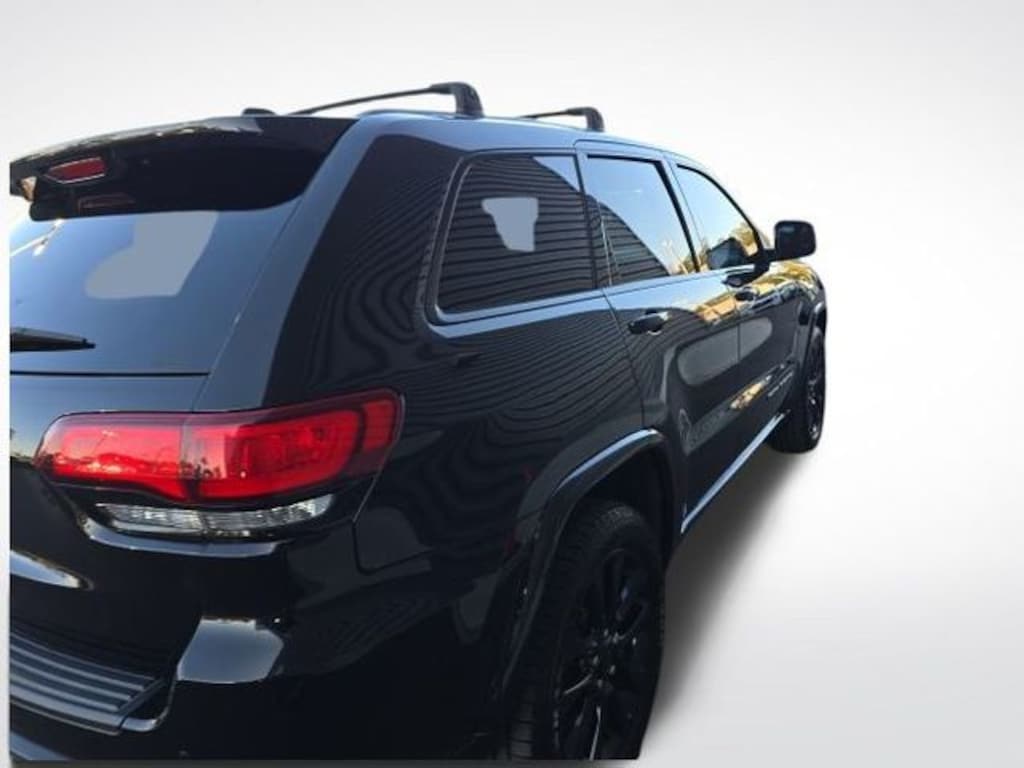 Certified 2019 Jeep Grand Cherokee Altitude SUV