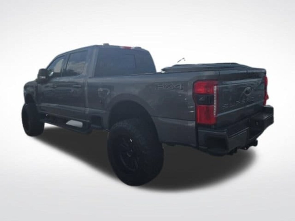 Used 2024 Ford F-250SD XLT Truck Crew Cab