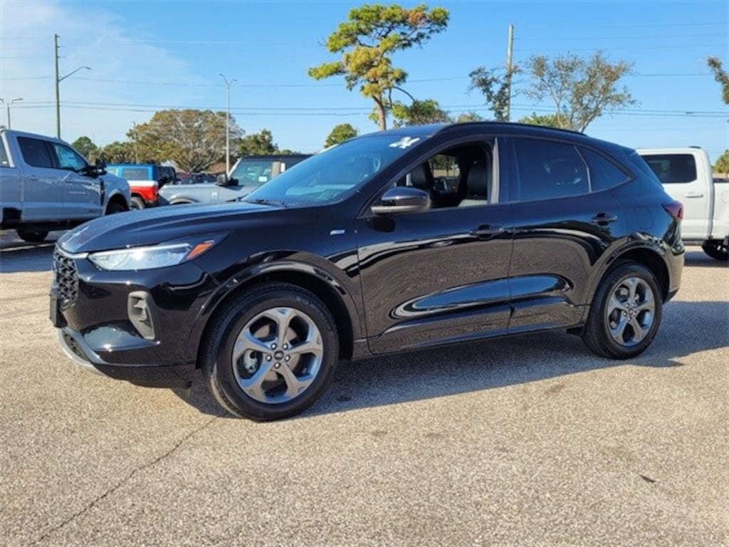 Certified 2024 Ford Escape ST-Line Select SUV
