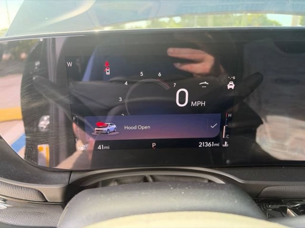 Certified 2025 Buick Envista Sport Touring SUV
