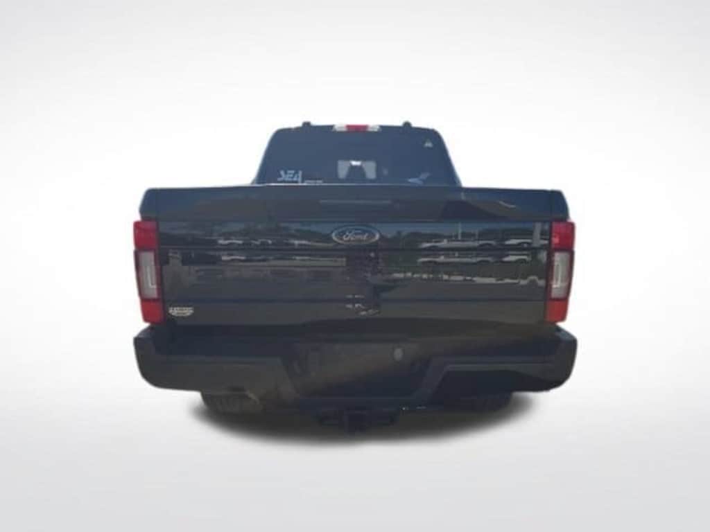 Certified 2022 Ford F-250SD Lariat Truck Crew Cab