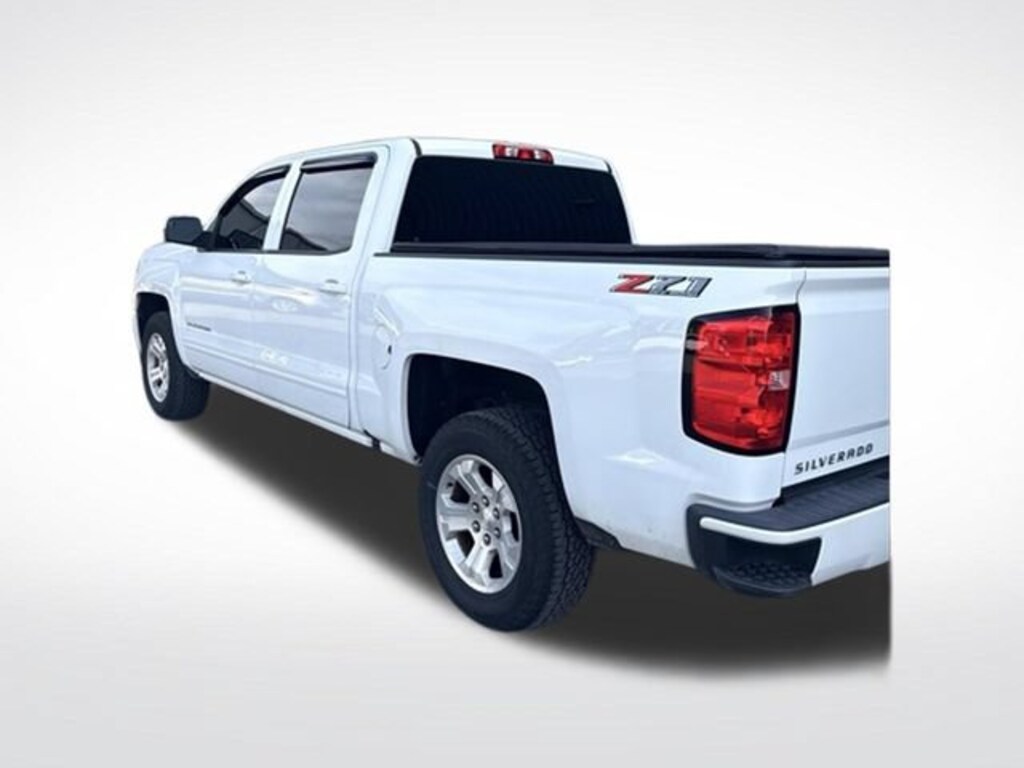 Used 2018 Chevrolet Silverado 1500 LT Truck Crew Cab
