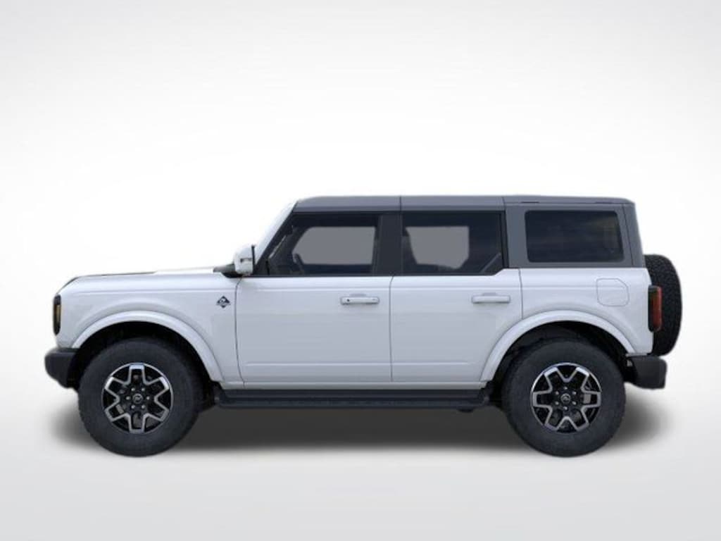 New 2025 Ford Bronco Outer Banks SUV