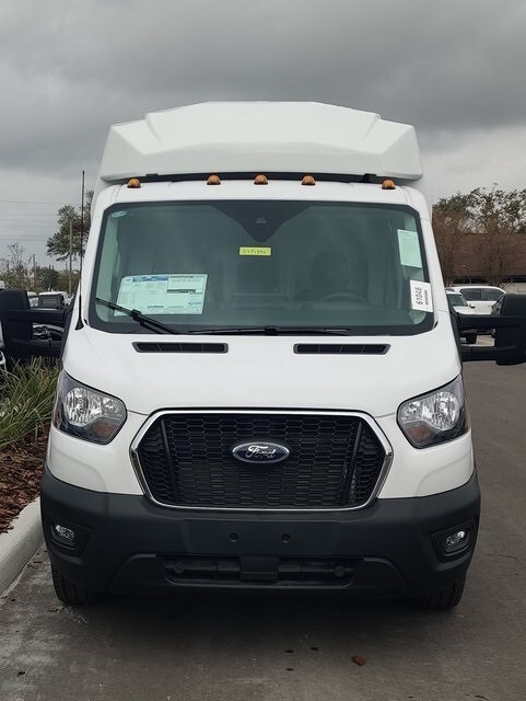 2024 Ford Transit photo 2