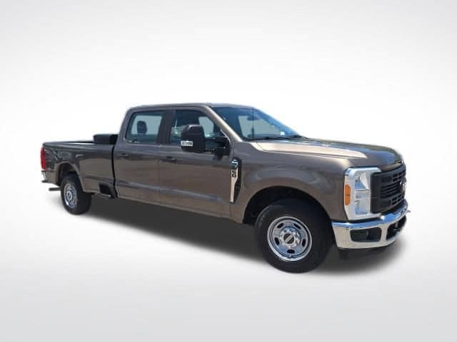 2023 Ford F-250 XL Crew Cab 8' Box's photo