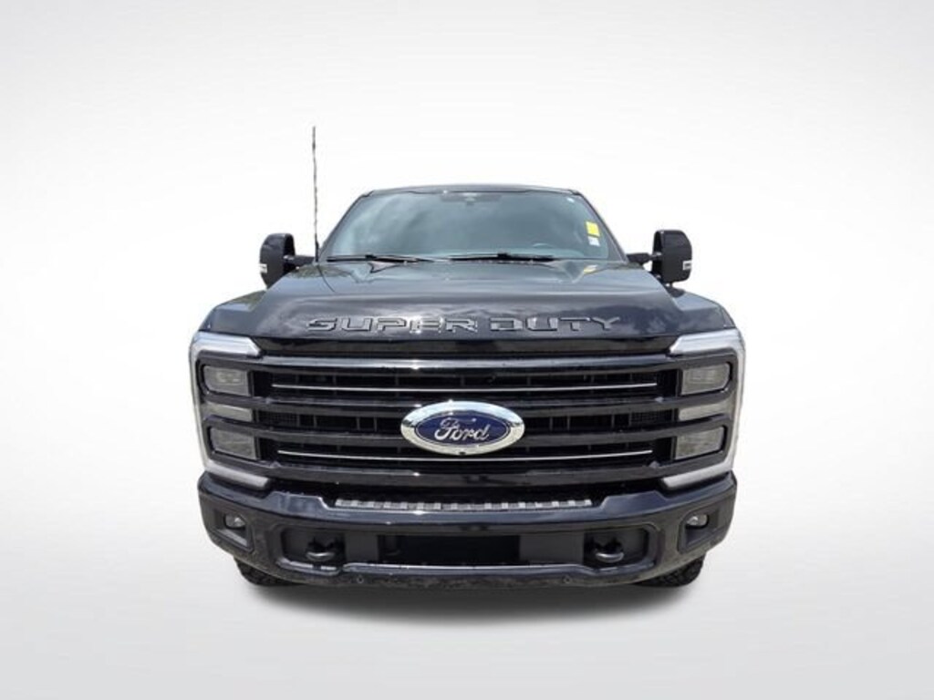 Used 2025 Ford F-250SD Platinum Truck Crew Cab