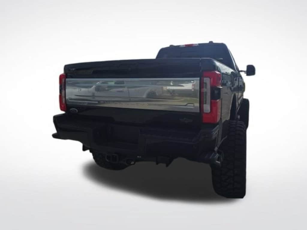 Used 2026 Ford F-250SD Platinum Truck Crew Cab