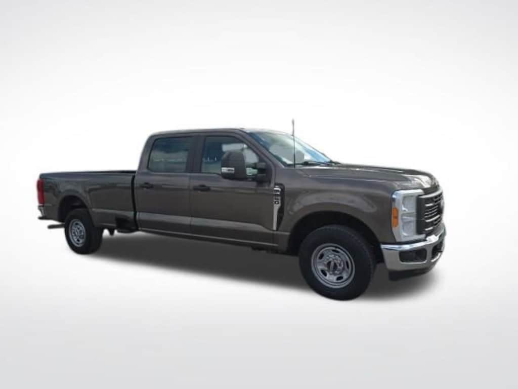 Certified 2023 Ford F-250SD XL Truck Crew Cab