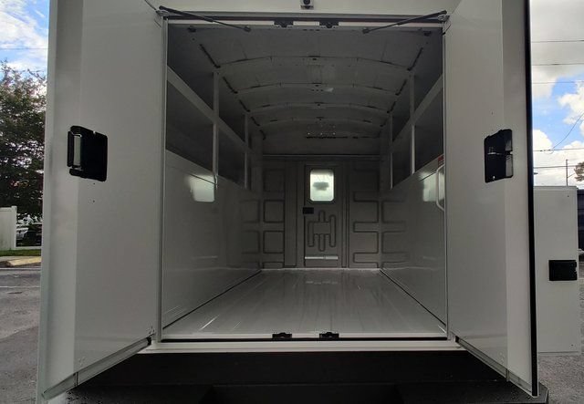 2026 Ford E-Series Cutaway Base - Photo 9