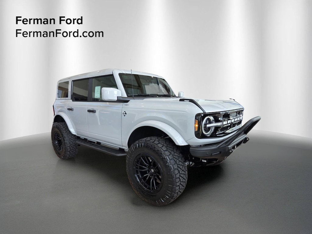 New 2026 Ford Bronco Outer Banks SUV