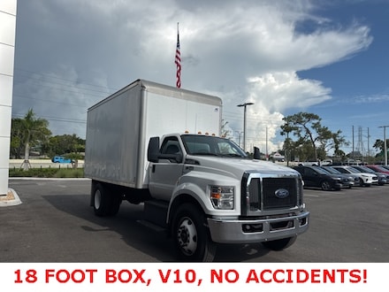 2017 Ford F-650SD Base Truck Regular Cab
