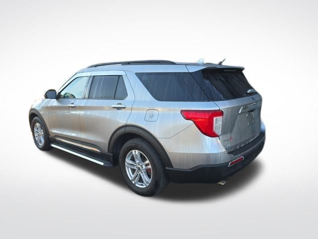 2022 Ford Explorer XLT's photo