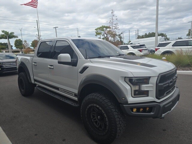 2018 Ford F-150 Raptor photo 3