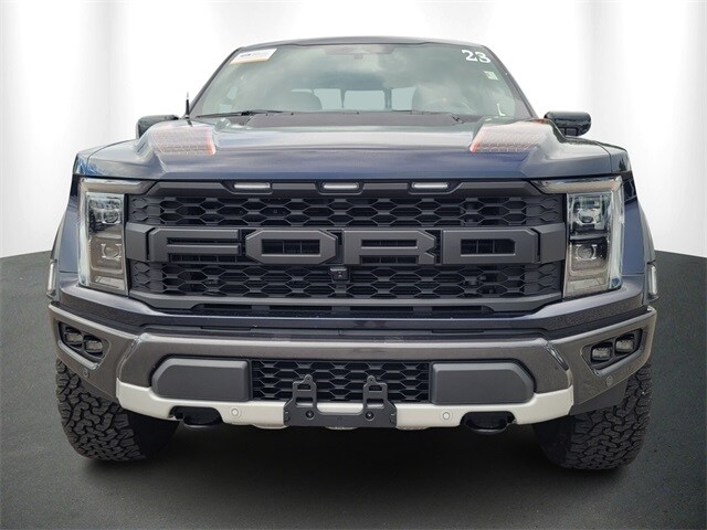 2023 Ford F-150 Raptor photo 2
