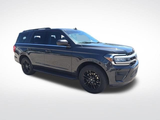 2022 Ford Expedition XLT's photo