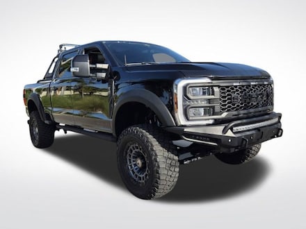 2024 Ford F-250SD Lariat Truck Crew Cab