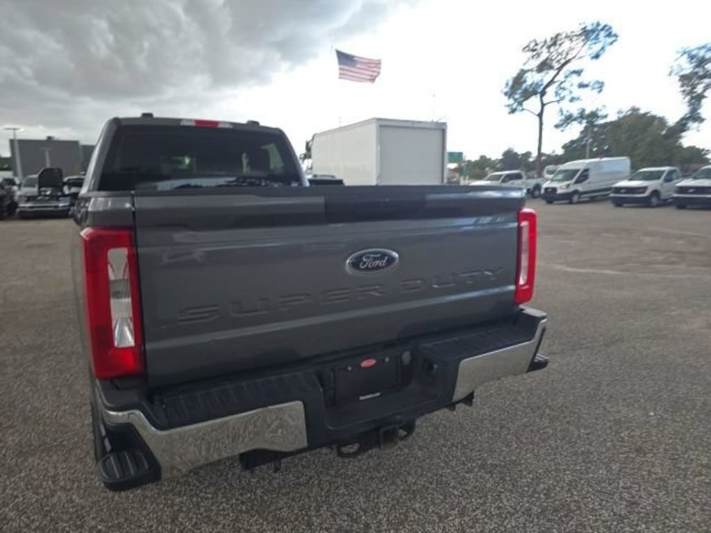 Certified 2023 Ford F-250SD XL Truck Crew Cab