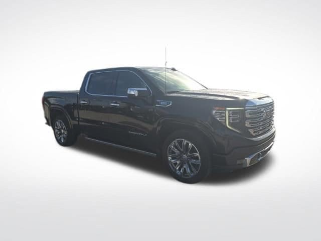 2023 GMC Sierra 4WD Crew Cab Short Box Denali's photo