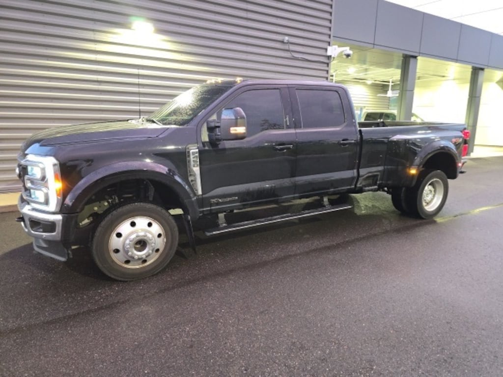 Certified 2023 Ford F-450SD Lariat Truck Crew Cab