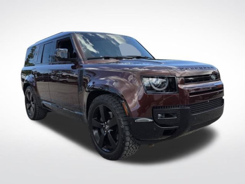 Used 2024 Land Rover Defender 130 X-Dynamic SE SUV