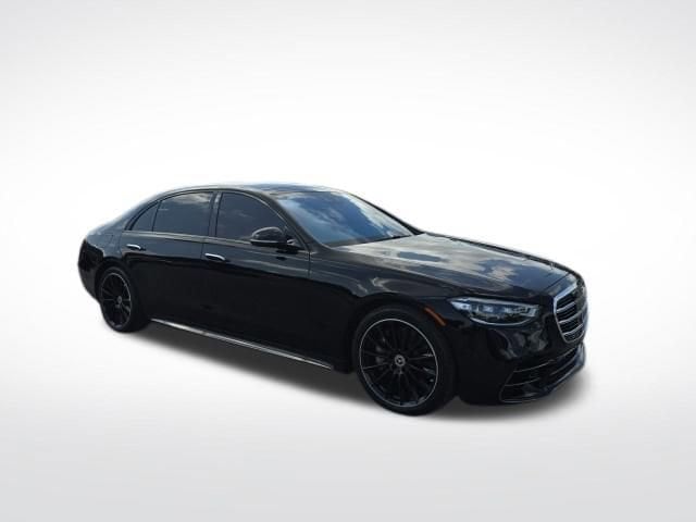2025 Mercedes-Benz S-Class S 580 4MATIC's photo