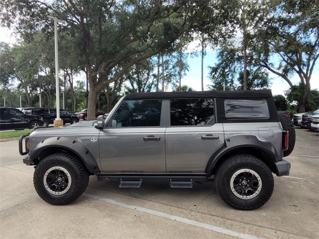 2022 Ford Bronco Outer Banks photo 4