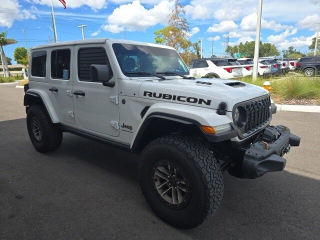 2024 Jeep Wrangler Rubicon 392 photo 3
