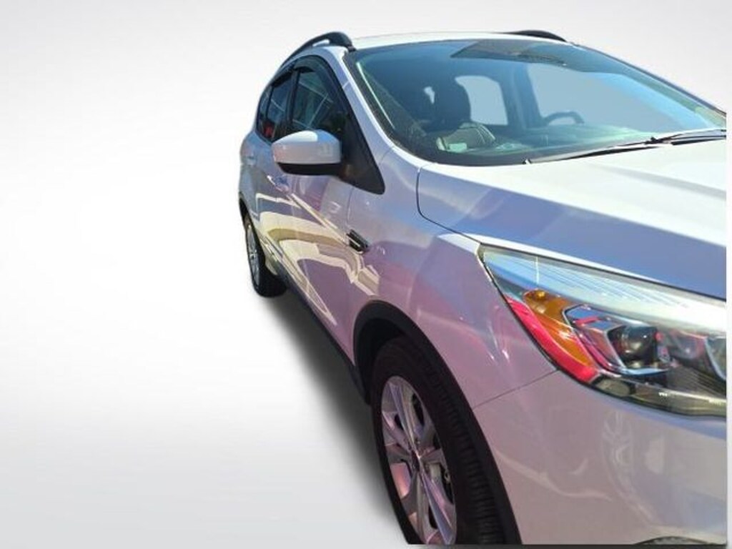 Certified 2017 Ford Escape SE SUV