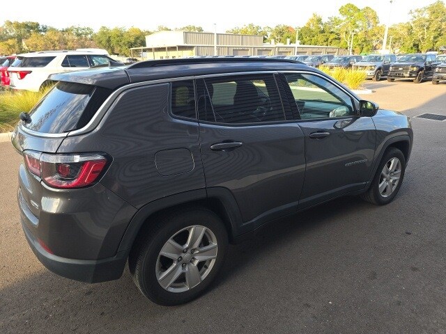 2022 Jeep Compass North Edition Latitude photo 4
