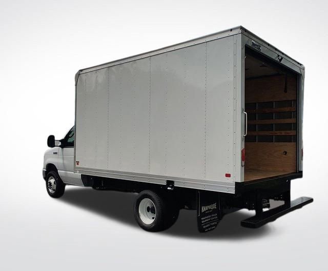2026 Ford E-Series Cutaway Base - Photo 6