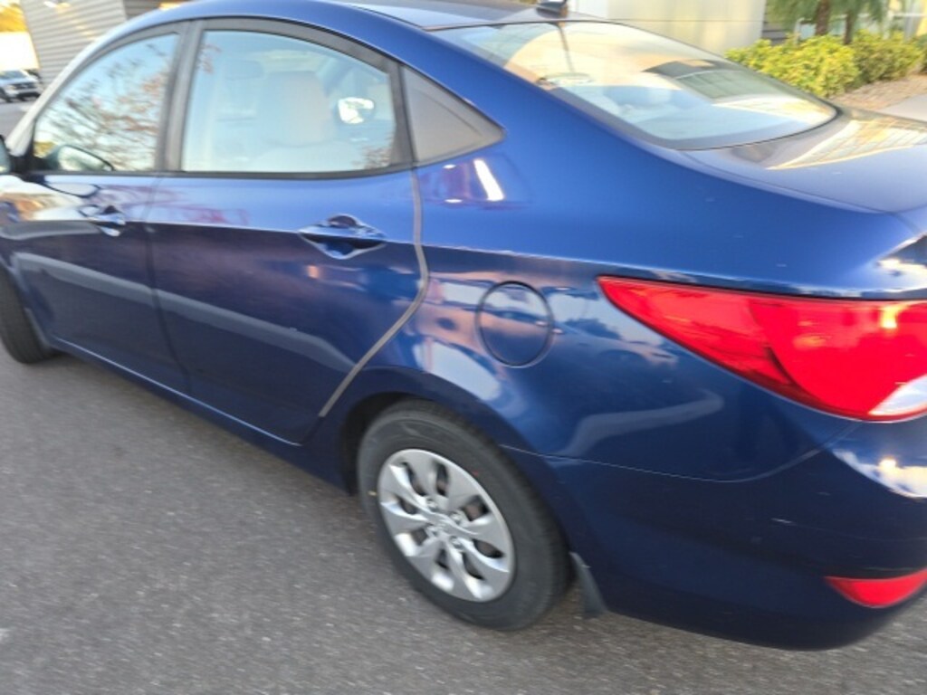 Used 2017 Hyundai Accent SE Sedan