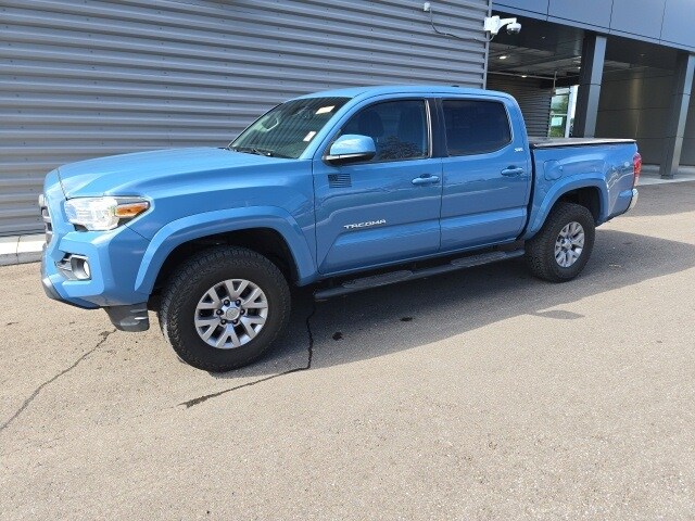 2019 Toyota Tacoma SR5 Double Cab photo 2