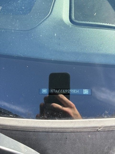 2023 GMC Sierra 1500 AT4's photo