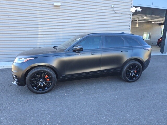2019 Land Rover Range Rover Velar SE photo 2