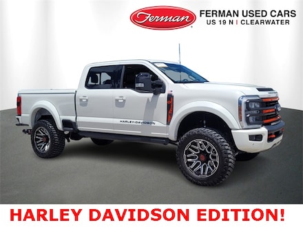 2024 Ford F-250SD Lariat Truck Crew Cab