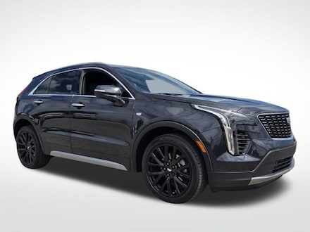 2023 Cadillac XT4 Premium Luxury SUV