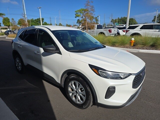 2023 Ford Escape Active photo 2