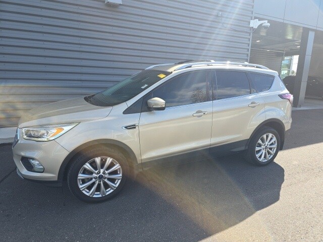 2017 Ford Escape Titanium photo 2