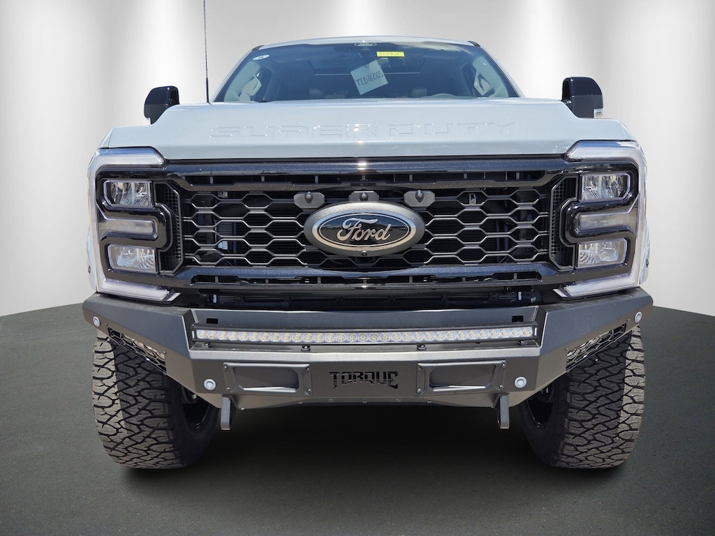 New 2026 Ford F-250SD Lariat Truck Crew Cab