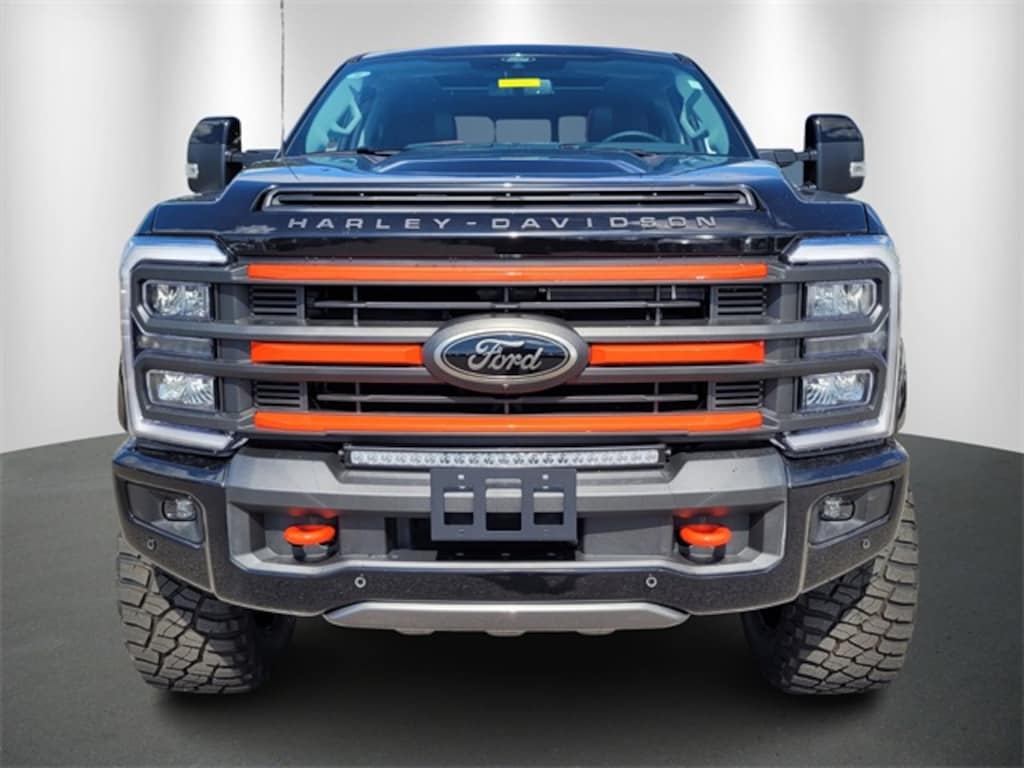 New 2026 Ford F-250SD Lariat Truck Crew Cab