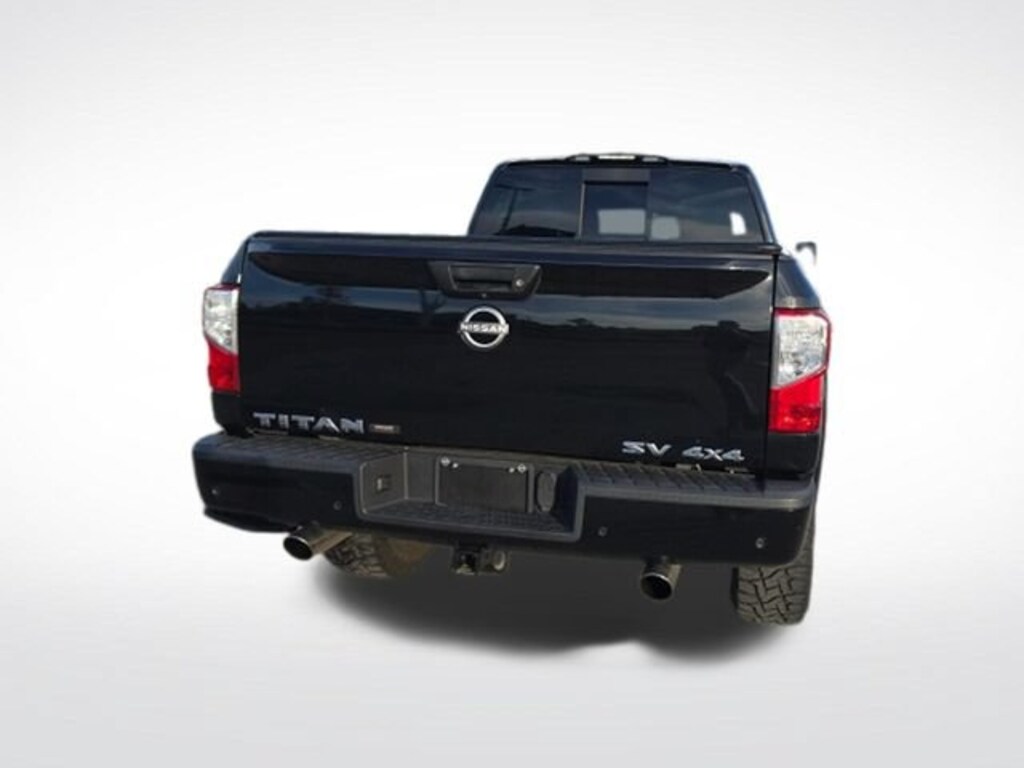 Used 2023 Nissan Titan SV Truck Crew Cab
