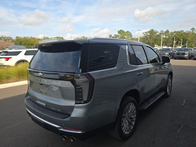 2025 Chevrolet Tahoe Premier photo 4