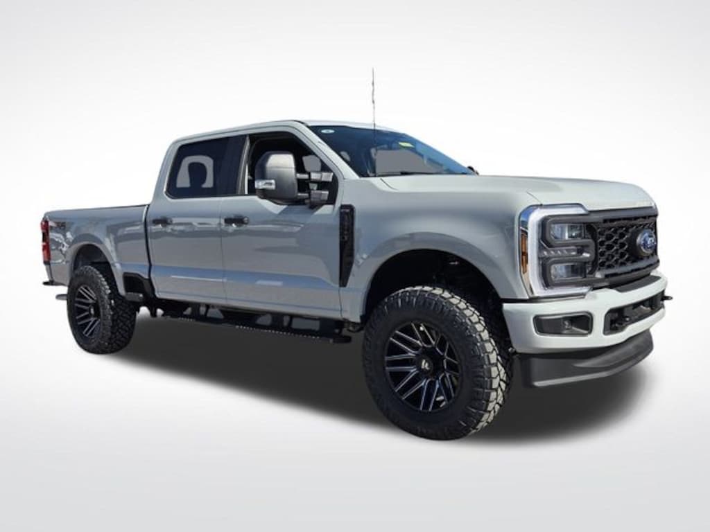 New 2026 Ford F-250SD XL Truck Crew Cab