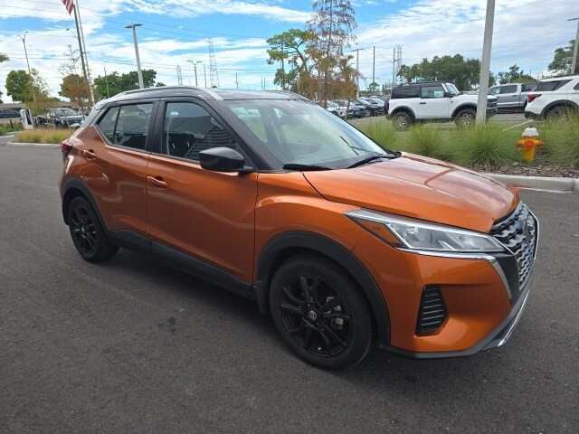 2021 Nissan Kicks SV photo 3
