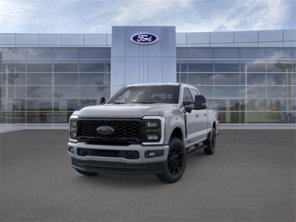 New 2026 Ford F-250SD XLT Truck Crew Cab