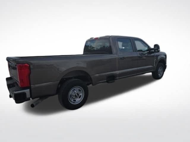 2023 Ford F-250 XL Crew Cab 8' Box's photo