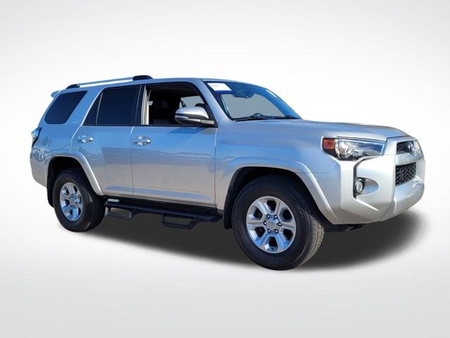 2019 Toyota 4Runner SR5 Premium's photo